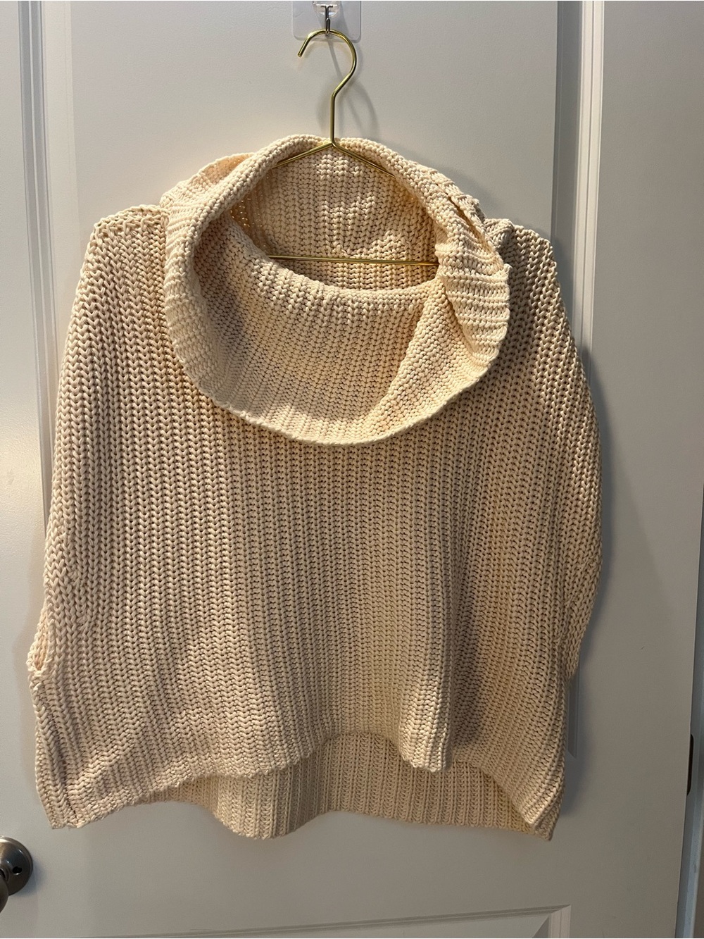 New Sleeveless Sweater